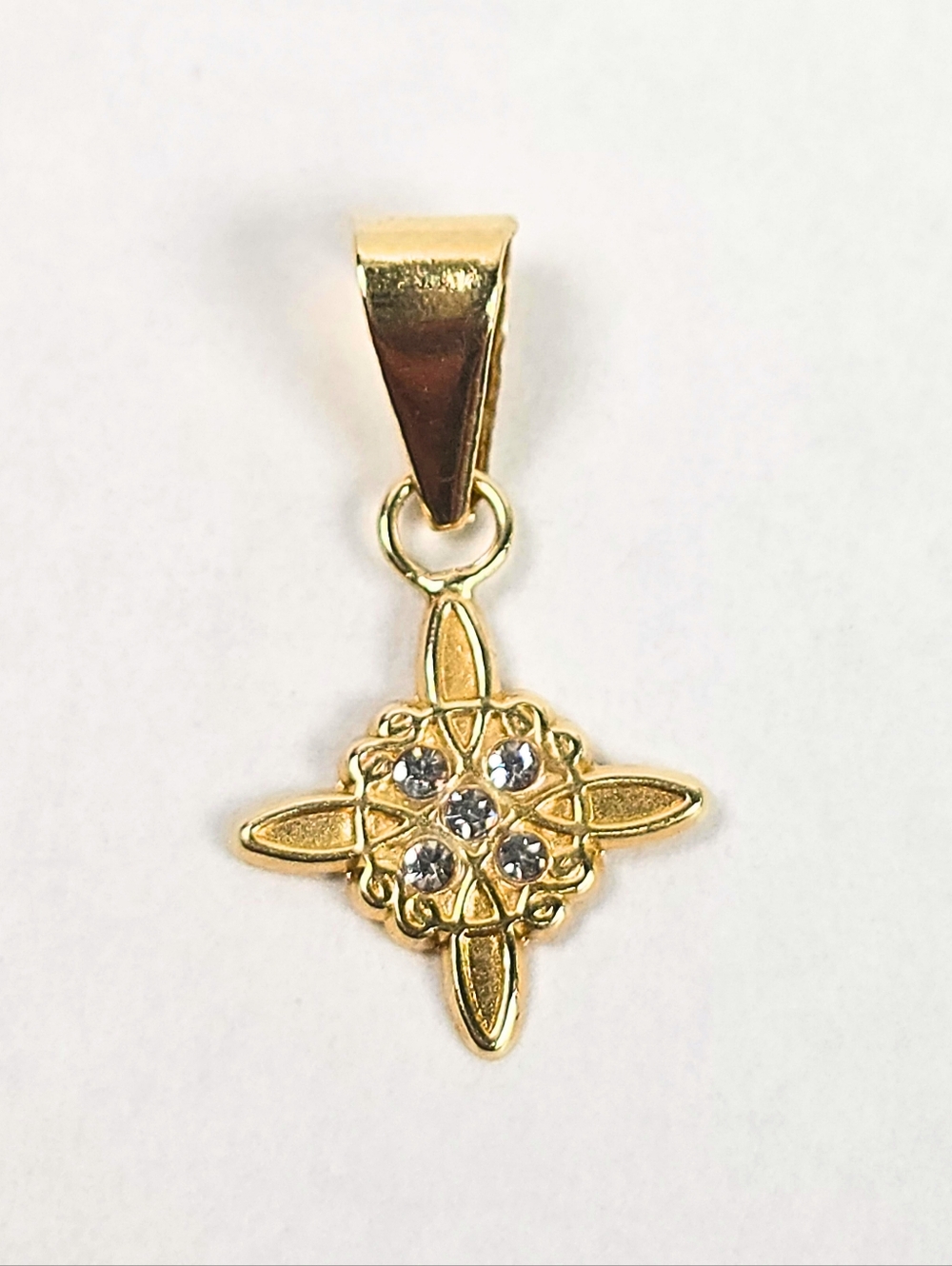 Witch Knot CZ Pendant Charm 10K Mexican Gold Dije Nudo Bruja